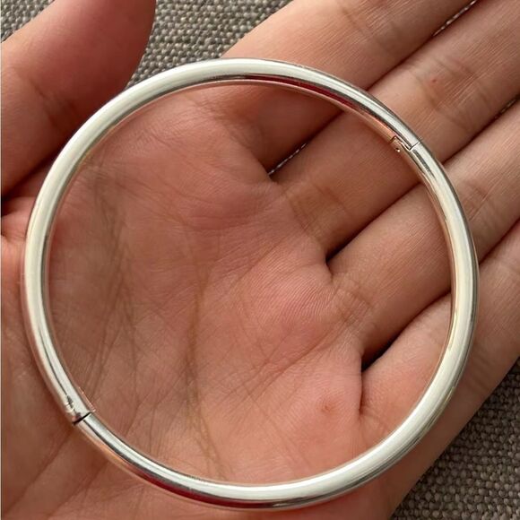 NEW 925Â SterlingâSilver Bangle Bracelet Simple Round SilverâBracelet - Picture 2 of 8